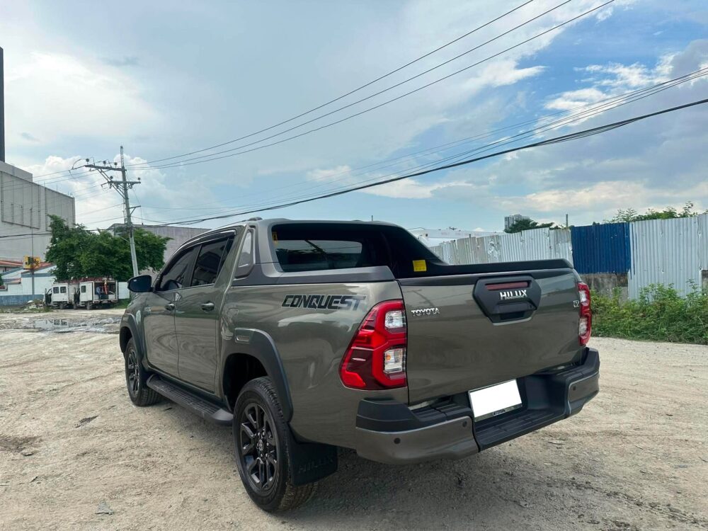 2025 TOYOTA HILUX CONQUEST 2.4 V 4X2 AUTOMATIC TRANSMISSION 6TKM ONLY!!!