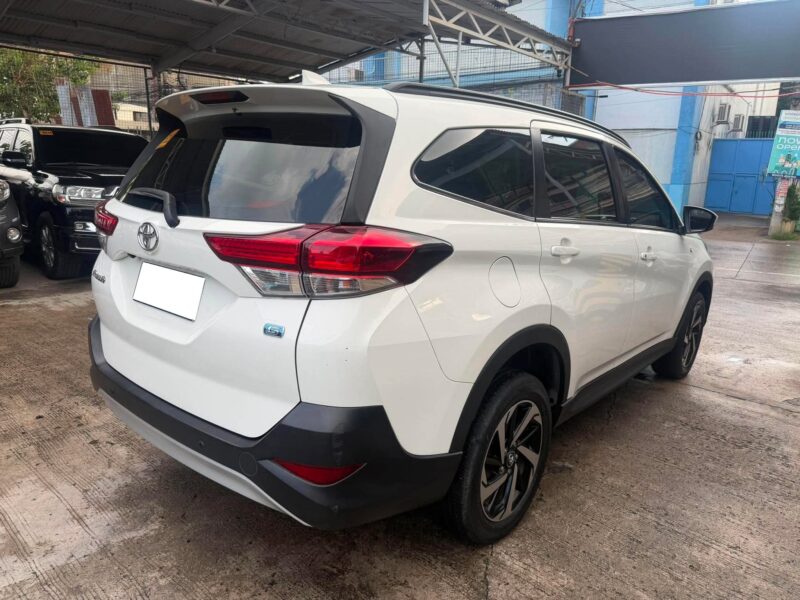 2022 TOYOTA RUSH 1.5 G AUTOMATIC TRANSMISSION 35TKM ONLY