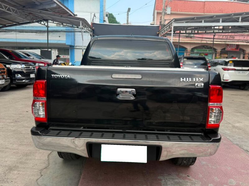 2013 TOYOTA HILUX 3.0 G 4X4 MANUAL TRANSMISSION 62TKM