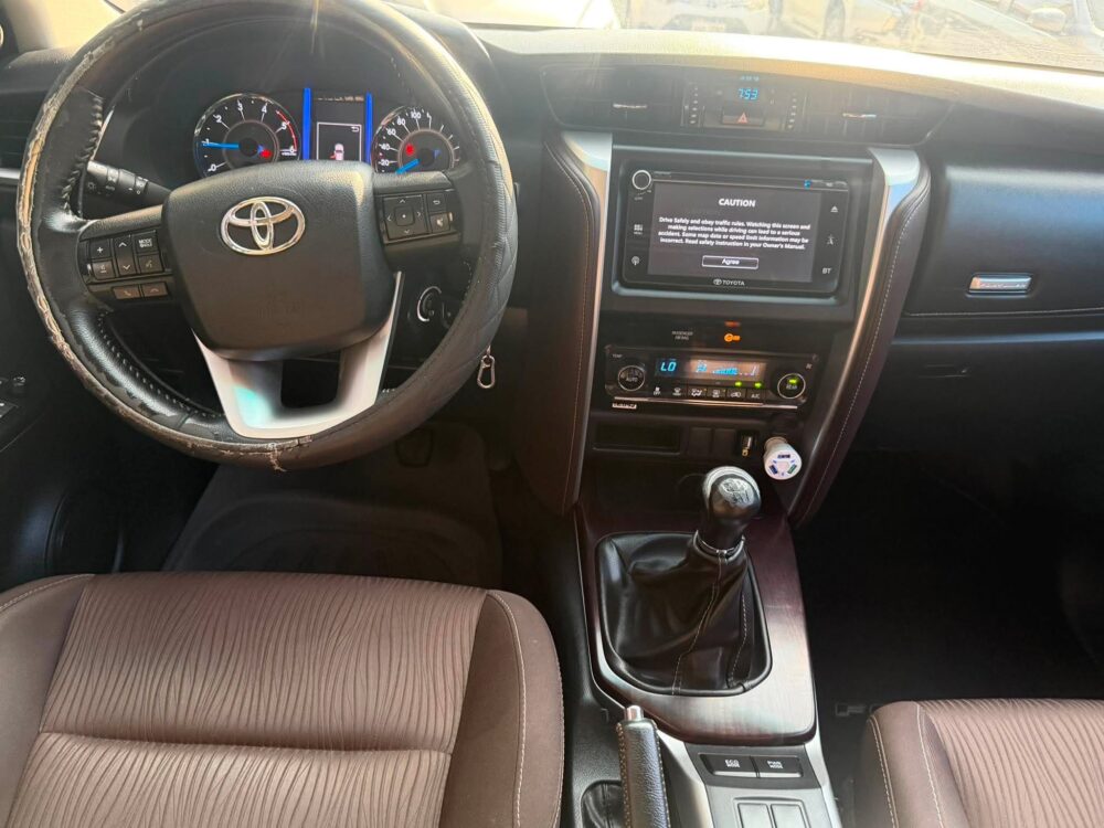 2023 ACQ TOYOTA FORTUNER 2020 MODEL 2.4 G DIESEL MANUAL TRANSMISSION 24TKM ONLY