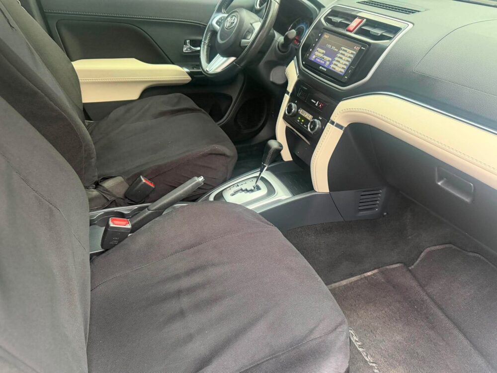2022 TOYOTA RUSH 1.5 G AUTOMATIC TRANSMISSION 35TKM ONLY