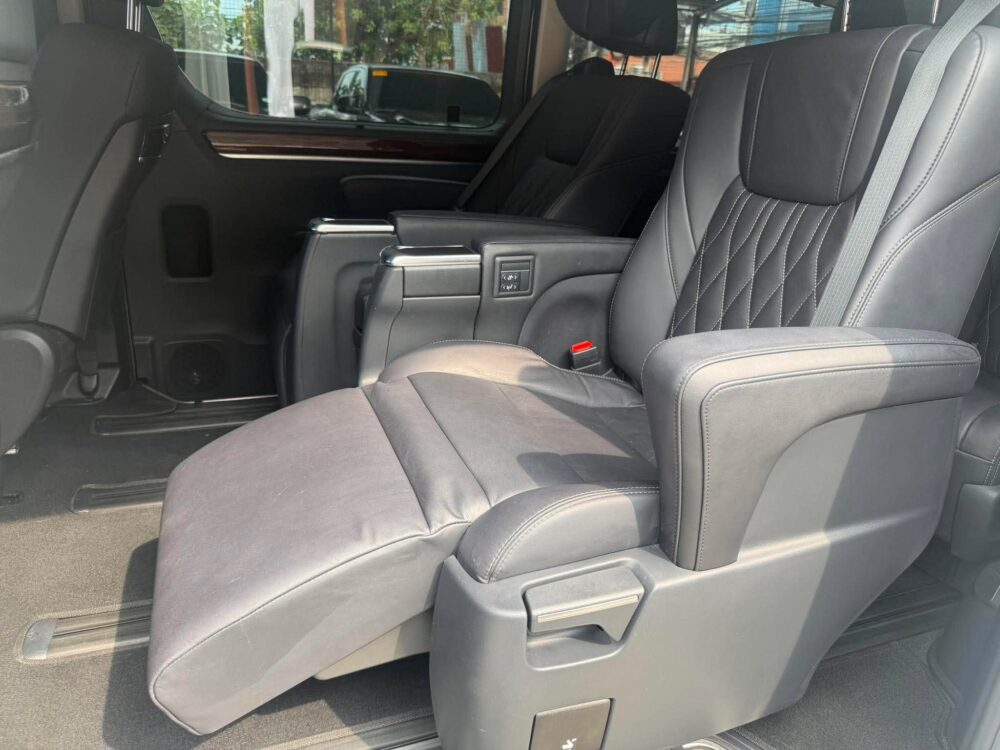 2025 TOYOTA HI ACE SUPER GRANDIA ELITE 2.8 AUTOMATIC TRANSMISSION 3TKM ONLY!!!