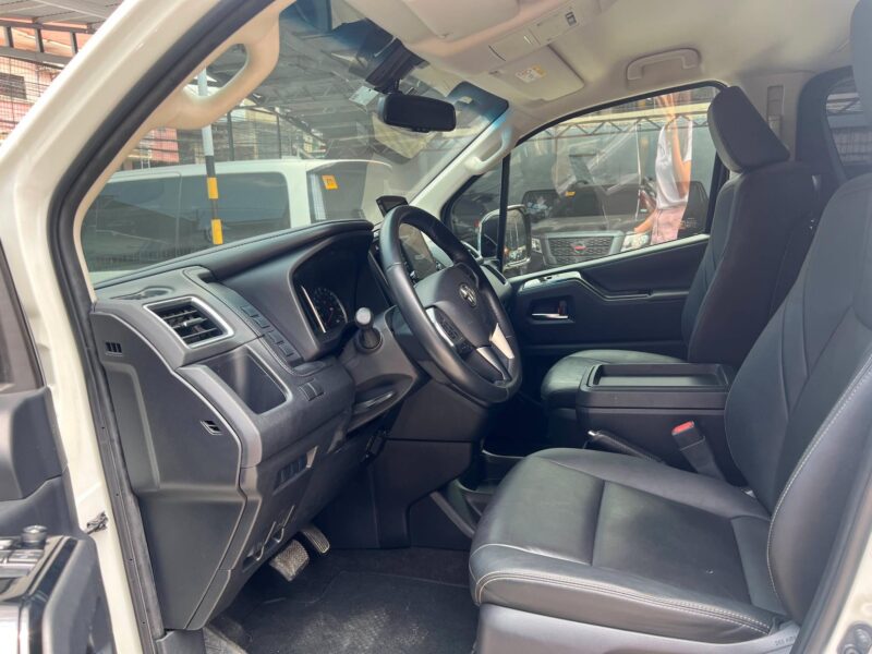 2020 TOYOTA HIACE SUPER GRANDIA LEATHER 2.8L DIESEL AUTOMATIC TRANSMISSION 30TKMS ONLY!!!