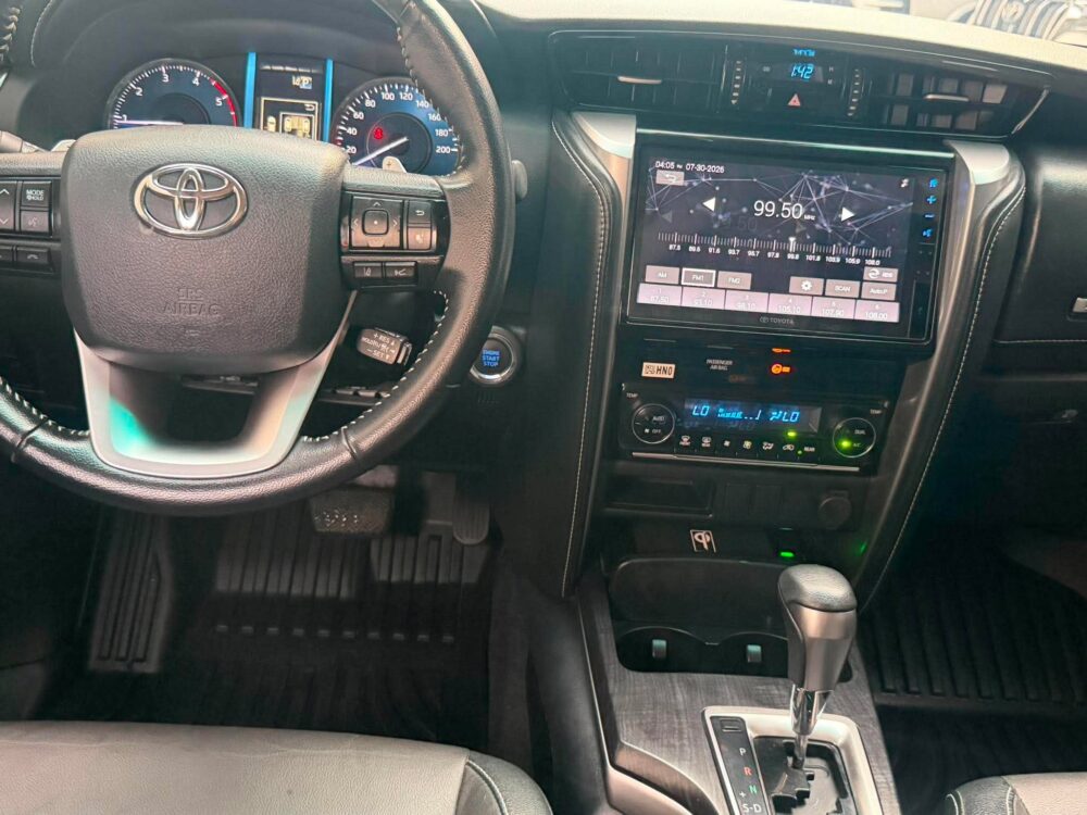 2025 TOYOTA FORTUNER Q 2.8L DIESEL AUTOMATIC TRANSMISSION 17TKM ONLY!!!