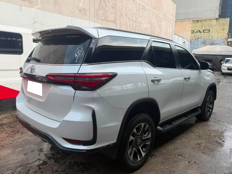 2025 TOYOTA FORTUNER Q 2.8L DIESEL AUTOMATIC TRANSMISSION 17TKM ONLY!!!