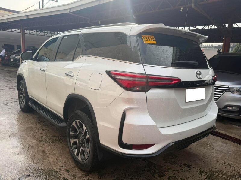 2025 TOYOTA FORTUNER Q 2.8L DIESEL AUTOMATIC TRANSMISSION 17TKM ONLY!!!