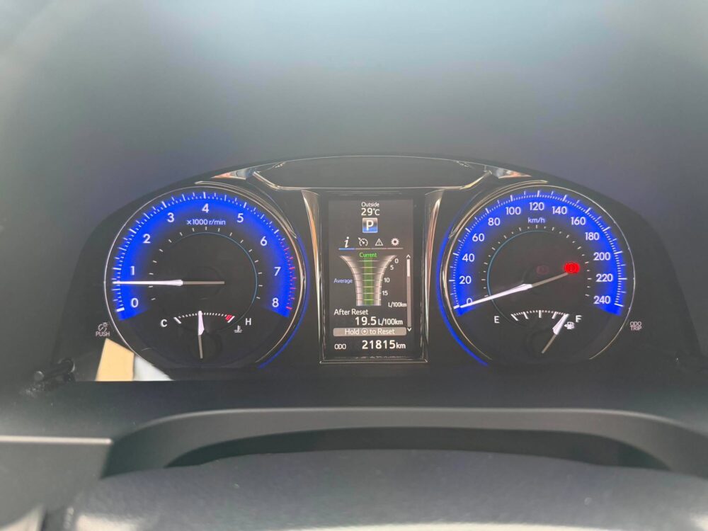 2018 TOYOTA CAMRY 2.5 V AUTOMATIC TRANSMISSION 21TKM ONLY!!!