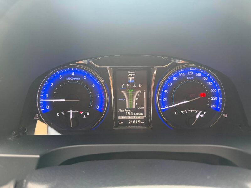2018 TOYOTA CAMRY 2.5 V AUTOMATIC TRANSMISSION 21TKM ONLY!!!