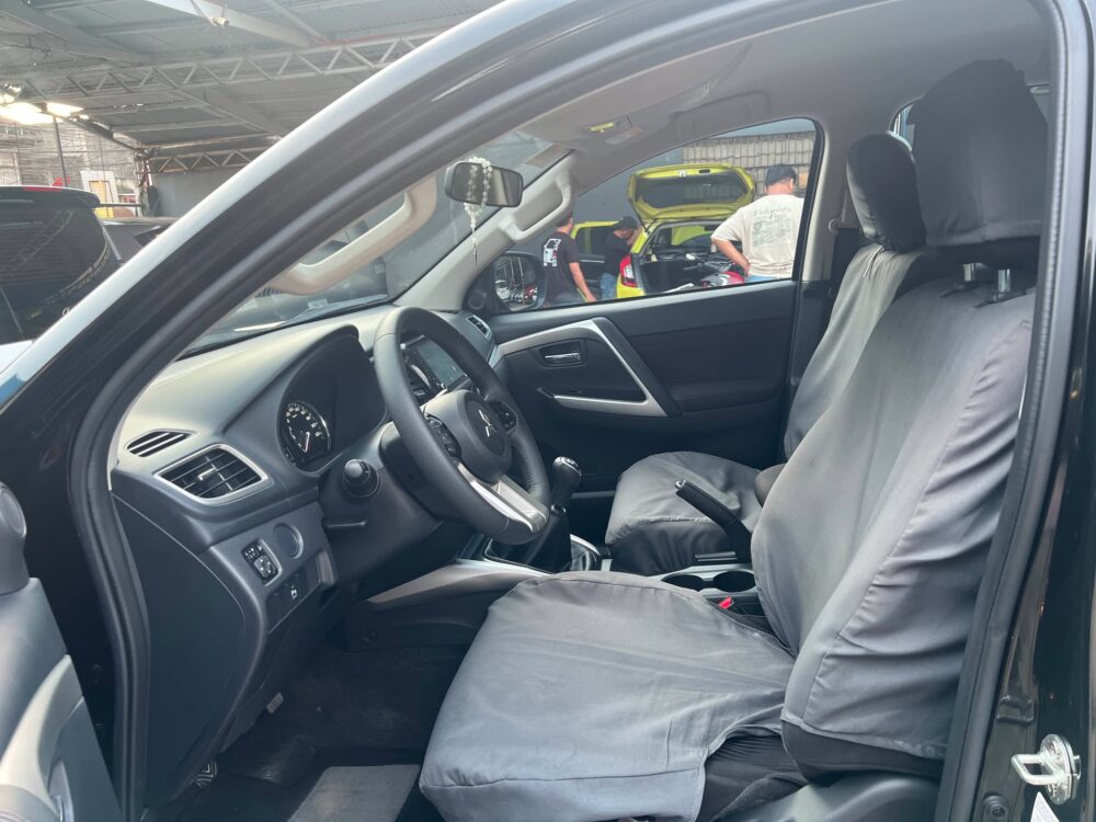 2025 MITSUBISHI MONTERO GLX 2.4 MANUAL TRANSMISSION 3TKM ONLY!!!