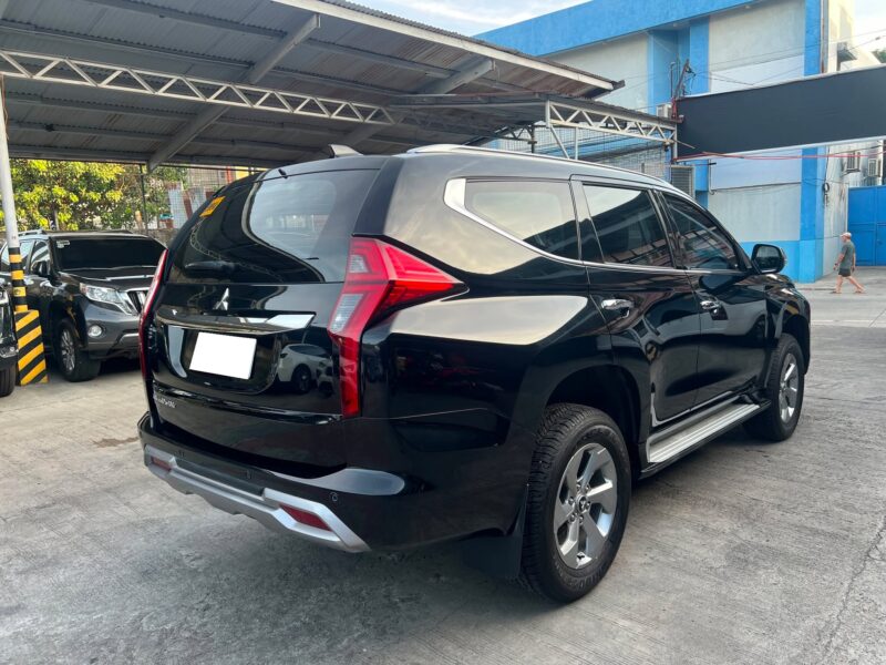 2025 MITSUBISHI MONTERO GLX 2.4 MANUAL TRANSMISSION 3TKM ONLY!!!