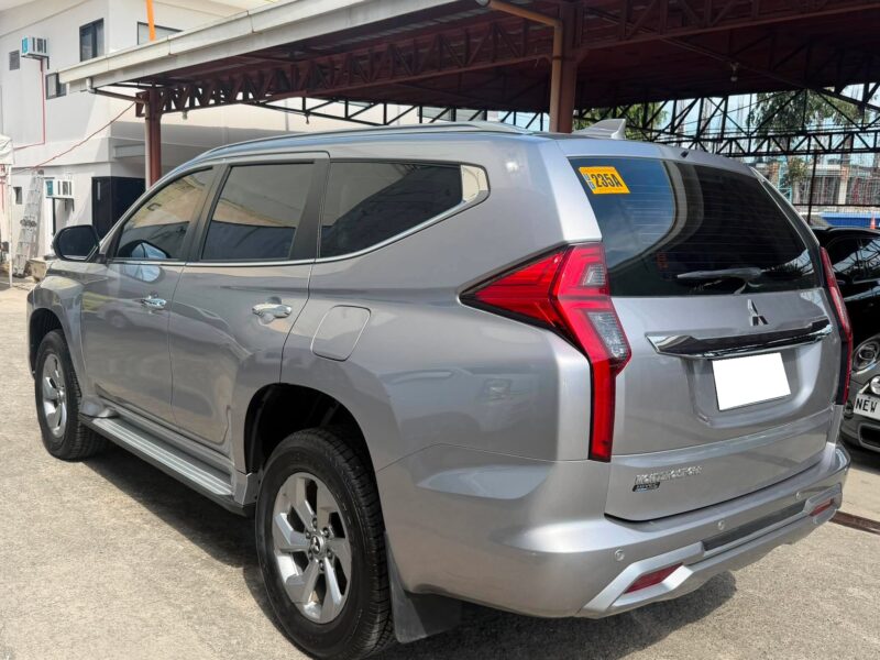 2025 MITSUBISHI MONTERO GLX 2.4 MANUAL TRANSMISSION 5TKM ONLY!!!