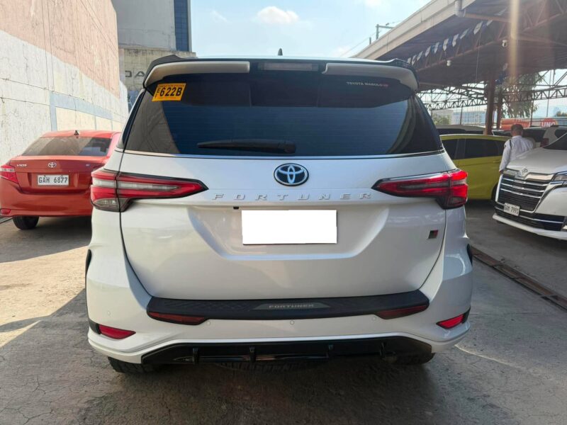 2025 TOYOTA FORTUNER GR-S 2.8 4X4 AUTOMATIC TRANSMISSION 7TKM ONLY!!!!