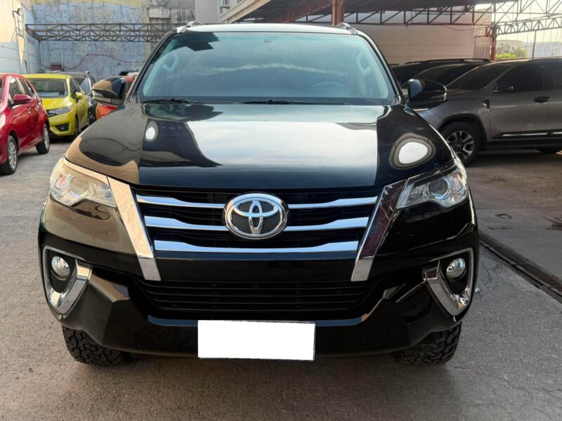 2019 TOYOTA FORTUNER 2.4 G 4X2 AUTOMATIC TRANSMISSION 57TKM ONLY!!!