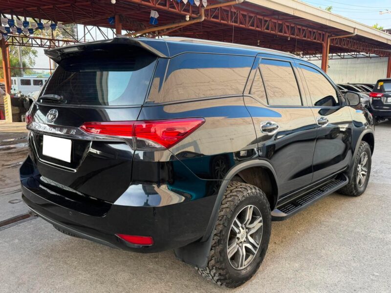 2019 TOYOTA FORTUNER 2.4 G 4X2 AUTOMATIC TRANSMISSION 57TKM ONLY!!!