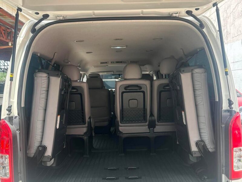 2018 TOYOTA HIACE SUPER GRANDIA 3.0 AUTOMATIC TRANSMISSION 36TKM ONLY!!!!
