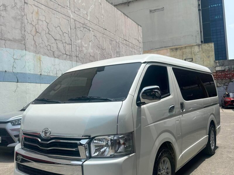 2018 TOYOTA HIACE SUPER GRANDIA 3.0 AUTOMATIC TRANSMISSION 36TKM ONLY!!!!