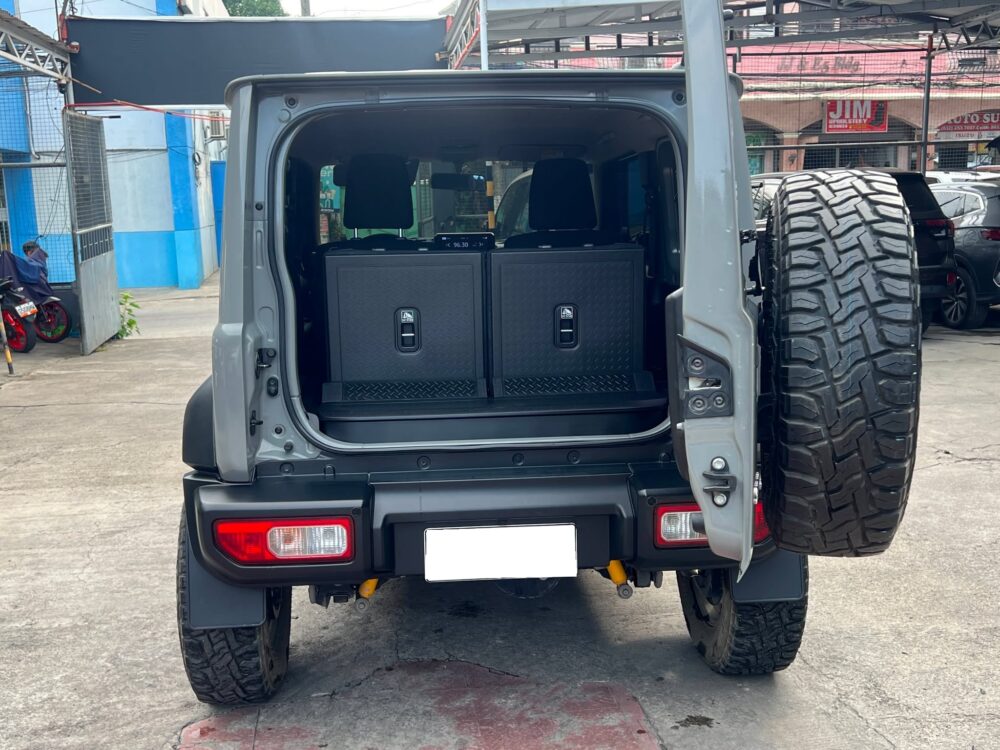 2022 SUZUKI JIMNY GLX 1.5 AUTOMATIC TRANSMISSION 30TKM ONLY!!!