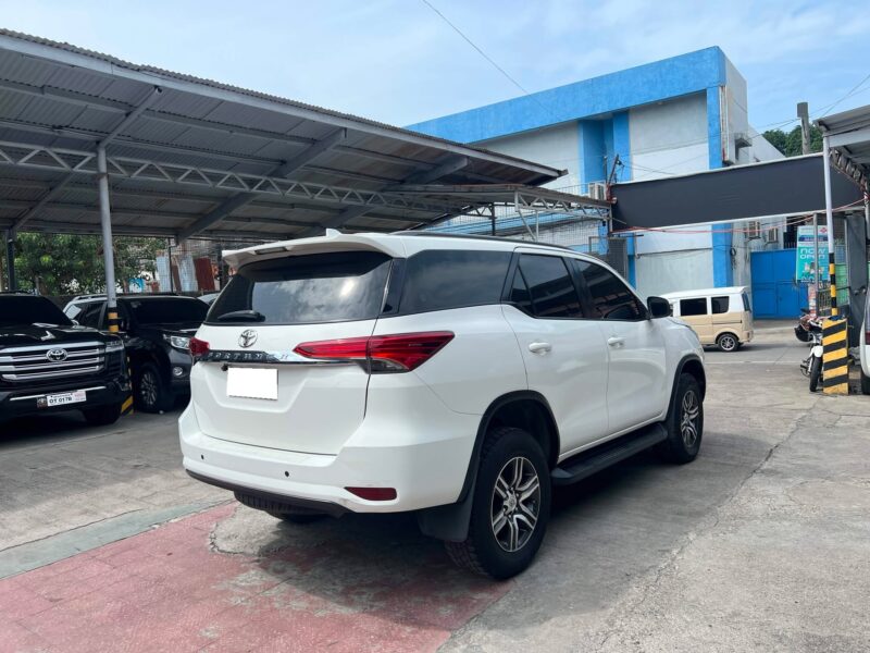 2017 TOYOTA FORTUNER G 2.4 4x2 AUTOMATIC TRANSMISSION 47TKM ONLY!!!
