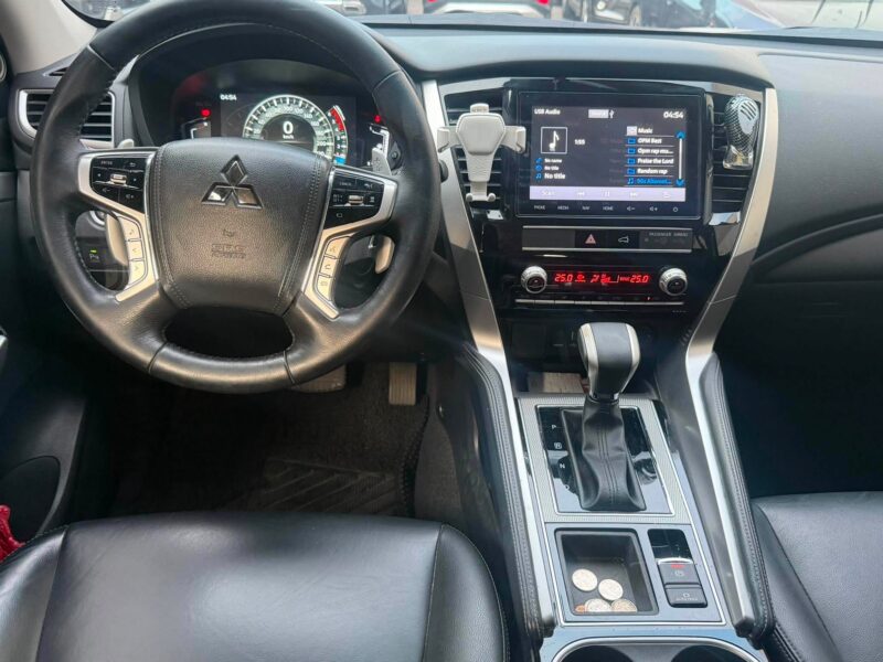 2022 MITSUBISHI MONTERO BLACK SERIES 2.4 AUTOMATIC TRANSMISSION 20TKM ONLY!!!