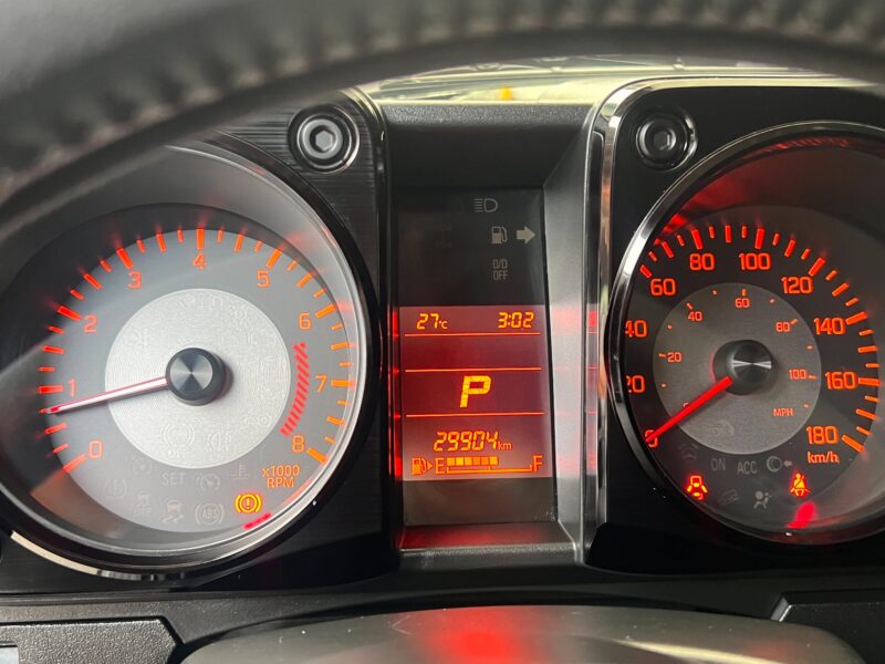 2022 SUZUKI JIMNY GLX 1.5 AUTOMATIC TRANSMISSION 30TKM ONLY!!!
