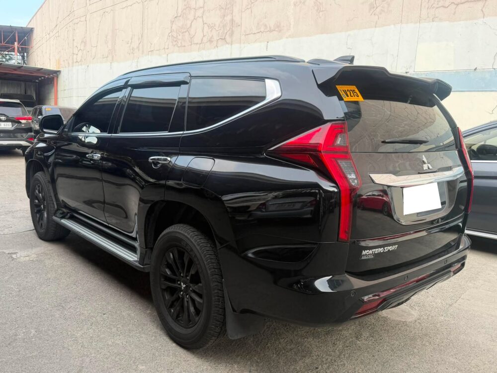 2022 MITSUBISHI MONTERO BLACK SERIES 2.4 AUTOMATIC TRANSMISSION 20TKM ONLY!!!