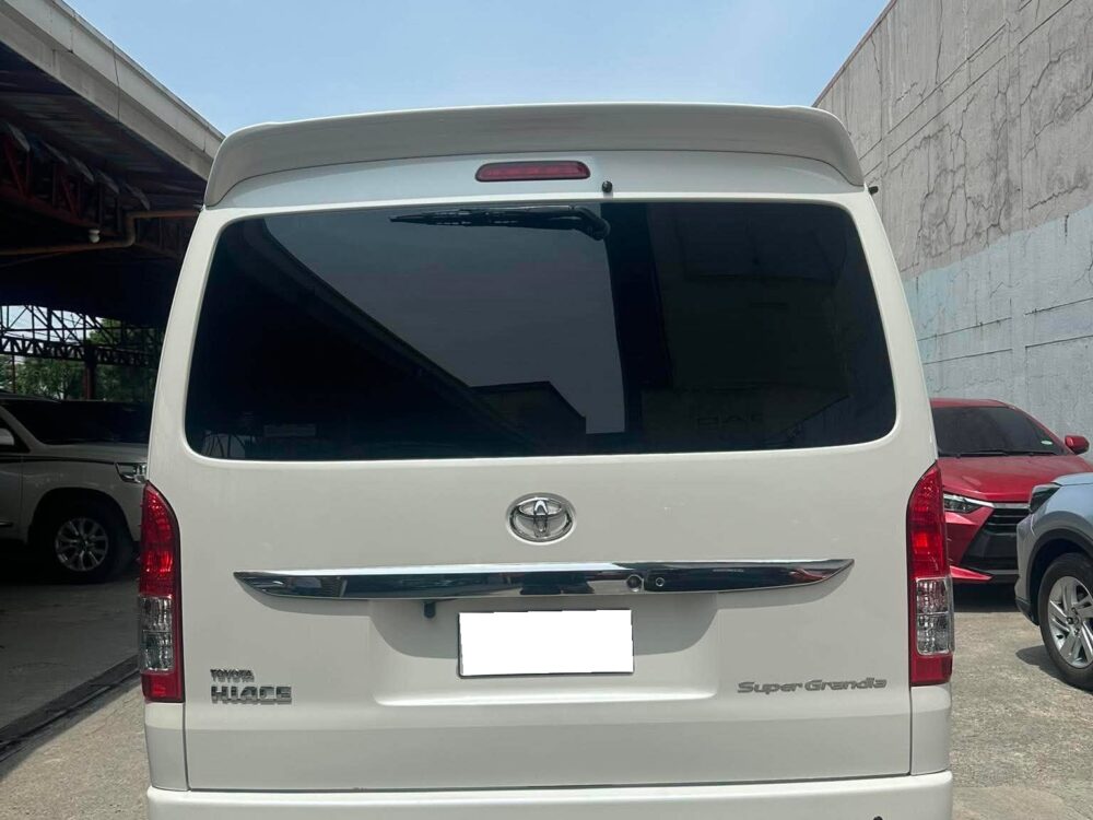 2018 TOYOTA HIACE SUPER GRANDIA 3.0 AUTOMATIC TRANSMISSION 36TKM ONLY!!!!
