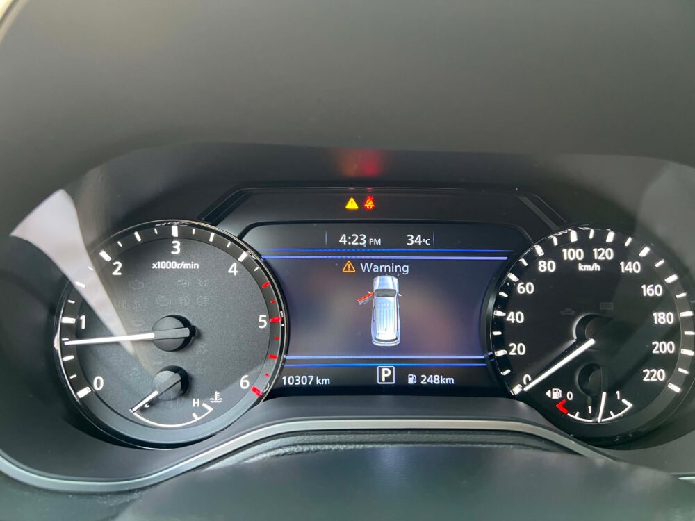 2024 NISSAN TERRA VL SPORTS 4X2 2.5 AUTOMATIC TRANSMISSION 10TKM ONLY!!!