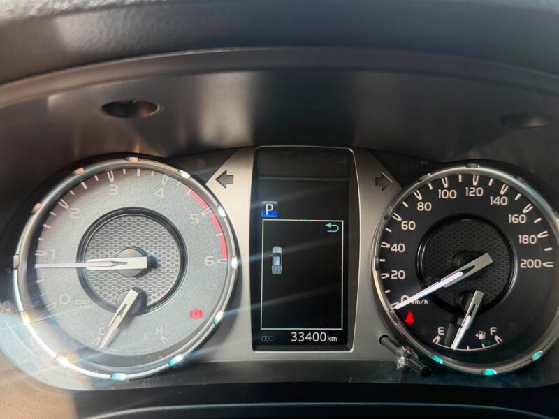 2022 TOYOTA HILUX G 4X2 2.4 AUTOMATIC TRANSMISSION 33TKM ONLY!!!