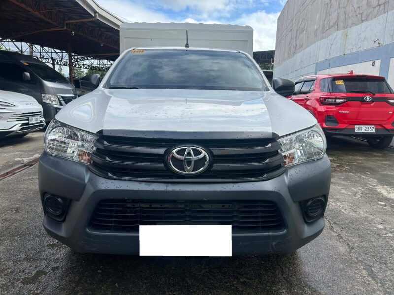 2023ACQ TOYOTA HILUX CARGO FB FX 4X2 2.4 14TKM ONLY MANUAL TRANSMISSION