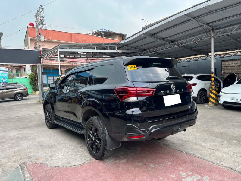 2024 NISSAN TERRA VL SPORTS 4X2 2.5 AUTOMATIC TRANSMISSION 10TKM ONLY!!!