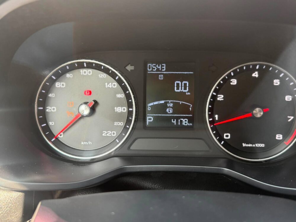2025 MG 5 CORE CVT 1.5 AUTOMATIC TRANSMISSION 4TKM ONLY!!!