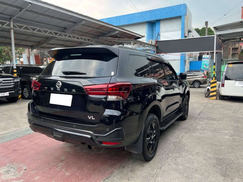 2024 NISSAN TERRA VL SPORTS 4X2 2.5 AUTOMATIC TRANSMISSION 10TKM ONLY!!!
