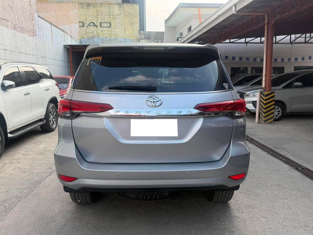 2016 TOYOTA FORTUNER V 2.4 AUTOMATIC TRANSMISSION 71TKM ONLY!!!
