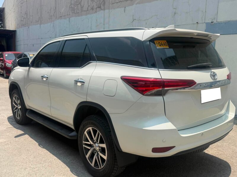 2018 TOYOTA FORTUNER V 4X2 2.4 AUTOMATIC TRANSMISSION 62TKM ONLY!!!