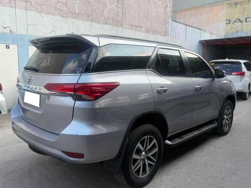 2016 TOYOTA FORTUNER V 2.4 AUTOMATIC TRANSMISSION 71TKM ONLY!!!