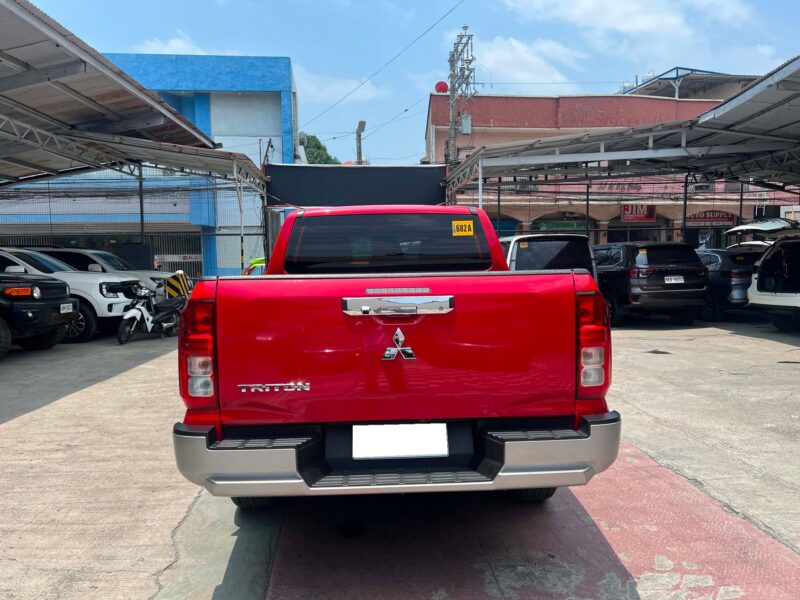 2024 MITSUBISHI TRITON GLX 2.4 AUTOMATIC TRANSMISSION 5TKM ONLY!!!