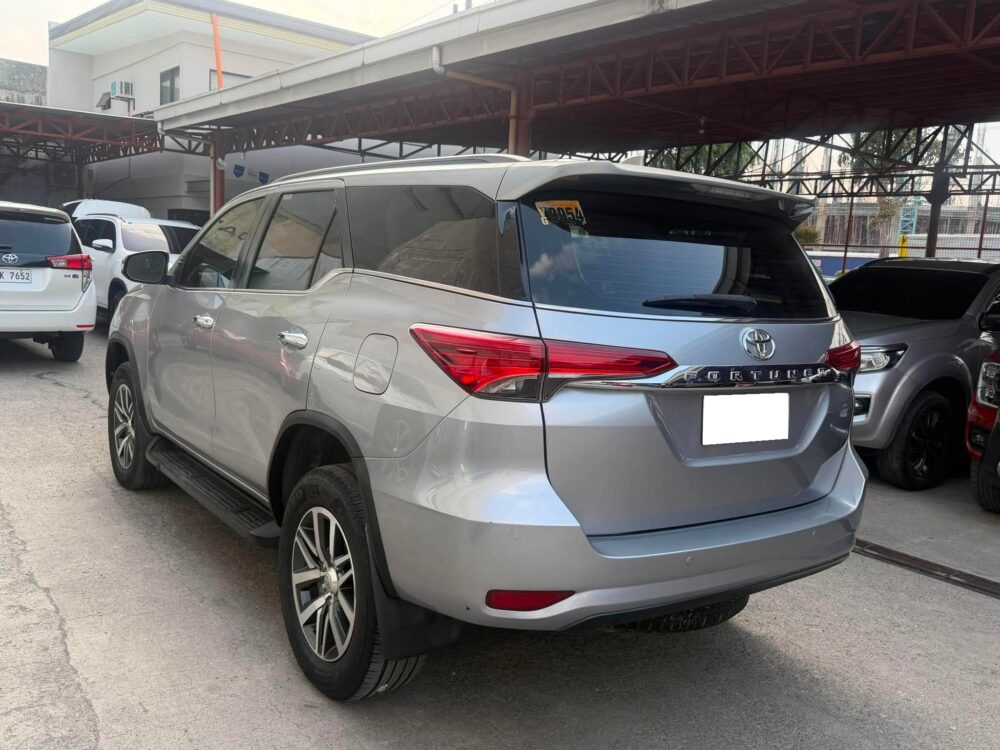 2016 TOYOTA FORTUNER V 2.4 AUTOMATIC TRANSMISSION 71TKM ONLY!!!