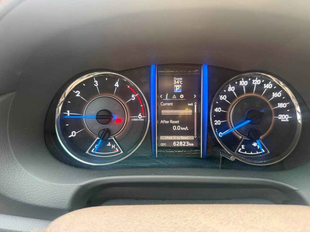 2018 TOYOTA FORTUNER V 4X2 2.4 AUTOMATIC TRANSMISSION 62TKM ONLY!!!